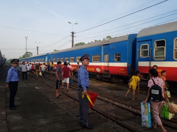 mo ban ve truc tuyen tau khach lien van quoc te gia lam nam ninh