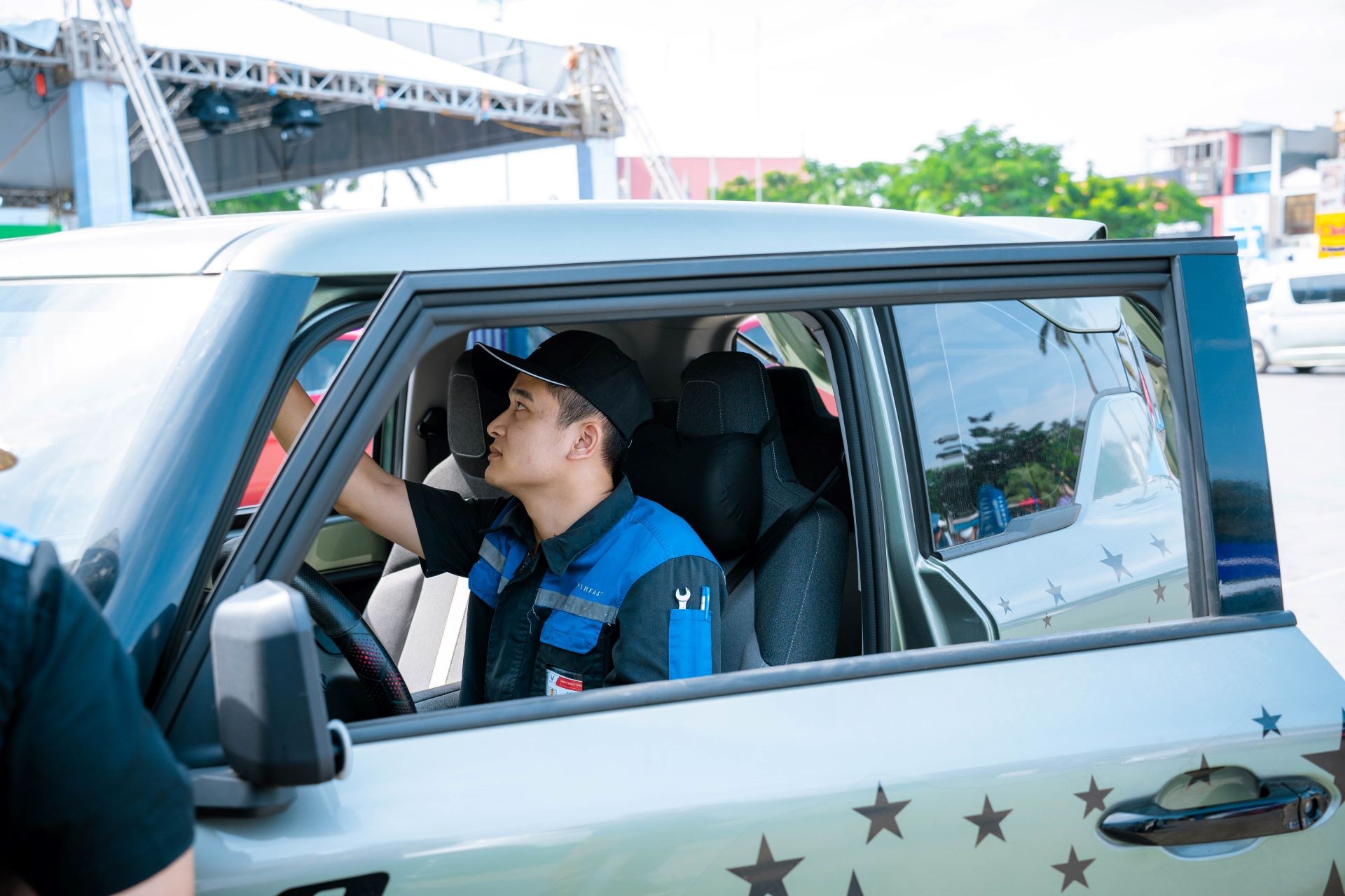 Chính sách hậu mãi 5 sao của VinFast ghi điểm tuyệt đối với khách hàng Việt