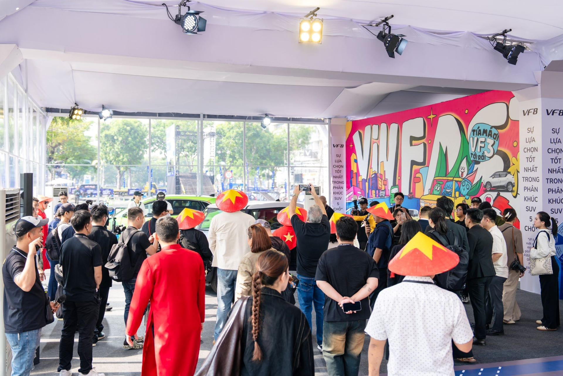 30 cá nhân, đội thi xuất sắc nhất bước vào vòng bán kết cuộc thi “Kiến tạo Việt Nam Xanh” 30 cá nhân, đội thi xuất sắc nhất bước vào vòng bán kết cuộc thi “Kiến tạo Việt Nam Xanh”