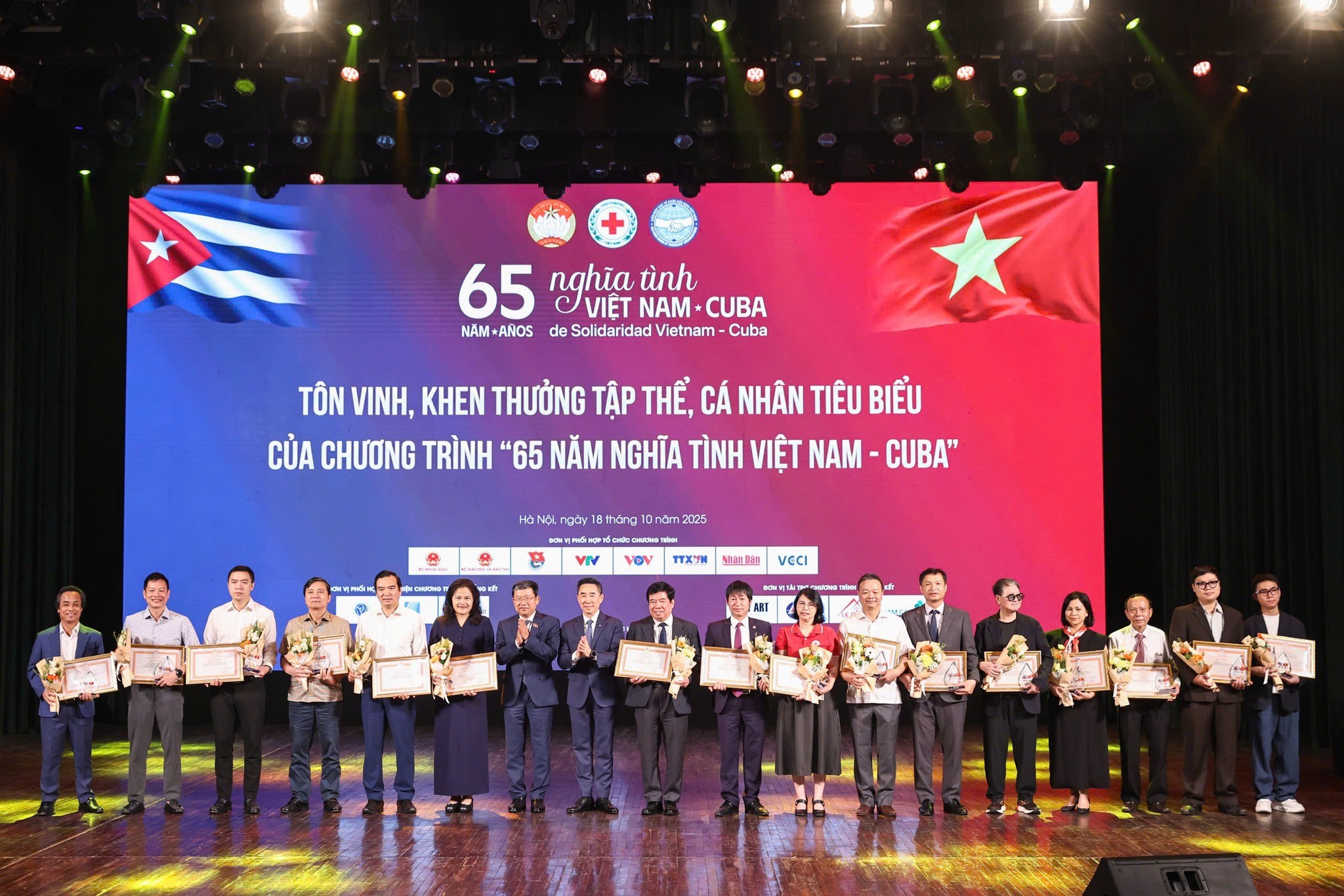 615 tỷ đồng ủng hộ nhân dân Cuba