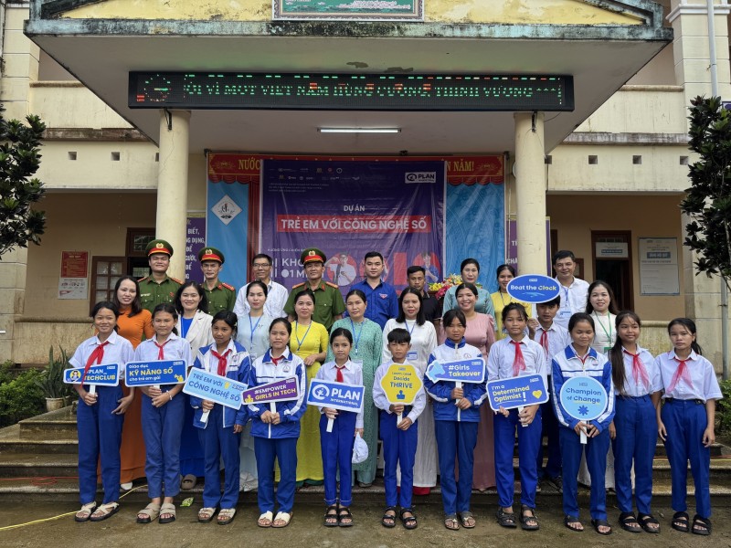 Trang bị kỹ năng an toàn số cho học sinh Việt Nam