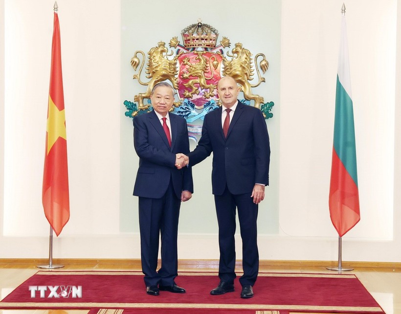 Tuyên bố chung về việc thiết lập quan hệ đối tác chiến lược Việt Nam-Bulgaria Tuyên bố chung về việc thiết lập quan hệ đối tác chiến lược Việt Nam-Bulgaria