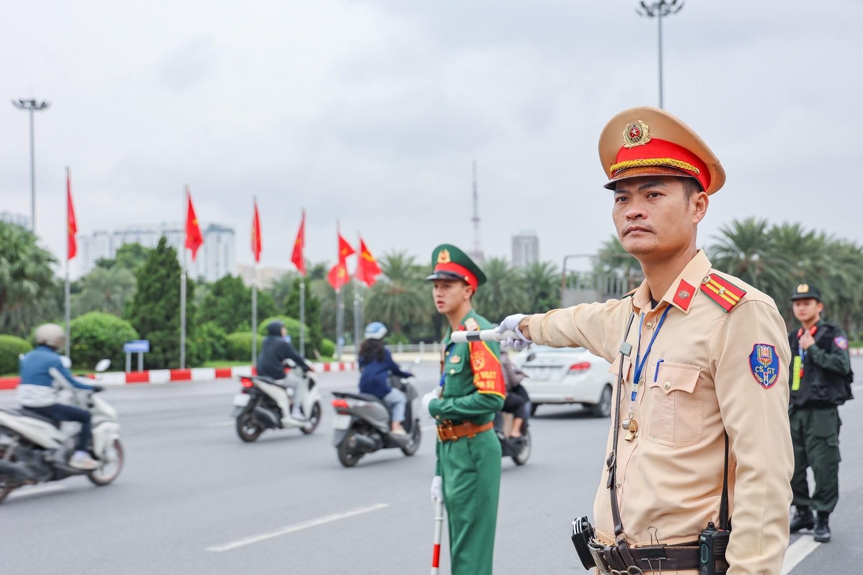 Phân luồng giao thông phục vụ Lễ mở ký Công ước Hà Nội Phân luồng giao thông phục vụ Lễ mở ký Công ước Hà Nội