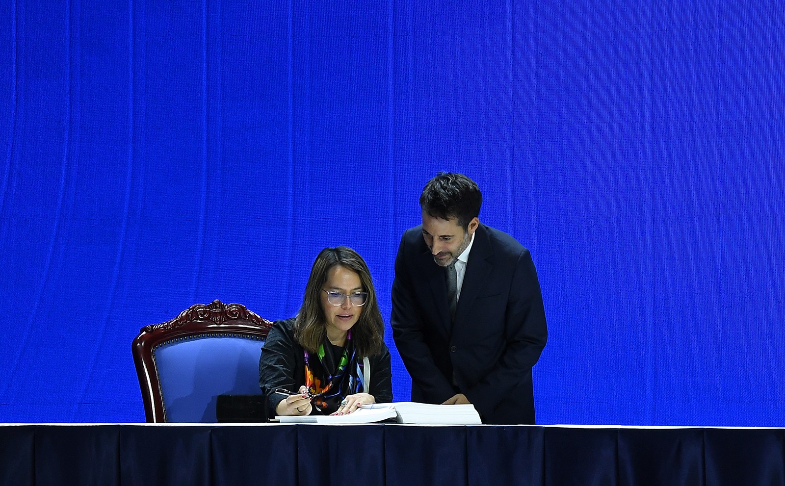 Đại diện các nước ký Công ước của Liên hợp quốc về Chống tội phạm mạng. (Ảnh VGP)