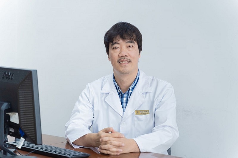 8 giờ nghẹt thở giải thoát nữ bệnh nhân khỏi khối u nền sọ khổng lồ tại “vị trí cấm kỵ”