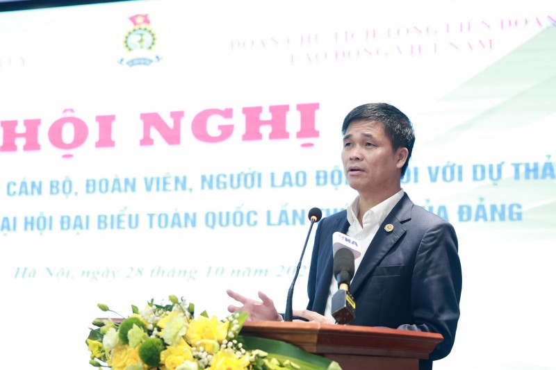 ông Ngọ Duy Hiểu, Phó Bí thư Thường trực Đảng ủy, Phó Chủ tịch Tổng Liên đoàn Lao động Việt Nam. (Ảnh: H.N) ông Ngọ Duy Hiểu, Phó Bí thư Thường trực Đảng ủy, Phó Chủ tịch Tổng Liên đoàn Lao động Việt Nam. (Ảnh: H.N)