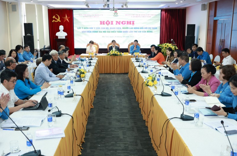 Hội nghị tiếp thu nhiều ý kiến có giá trị của nhiều diễn giả. (Ảnh: H.N) Hội nghị tiếp thu nhiều ý kiến có giá trị của nhiều diễn giả. (Ảnh: H.N)