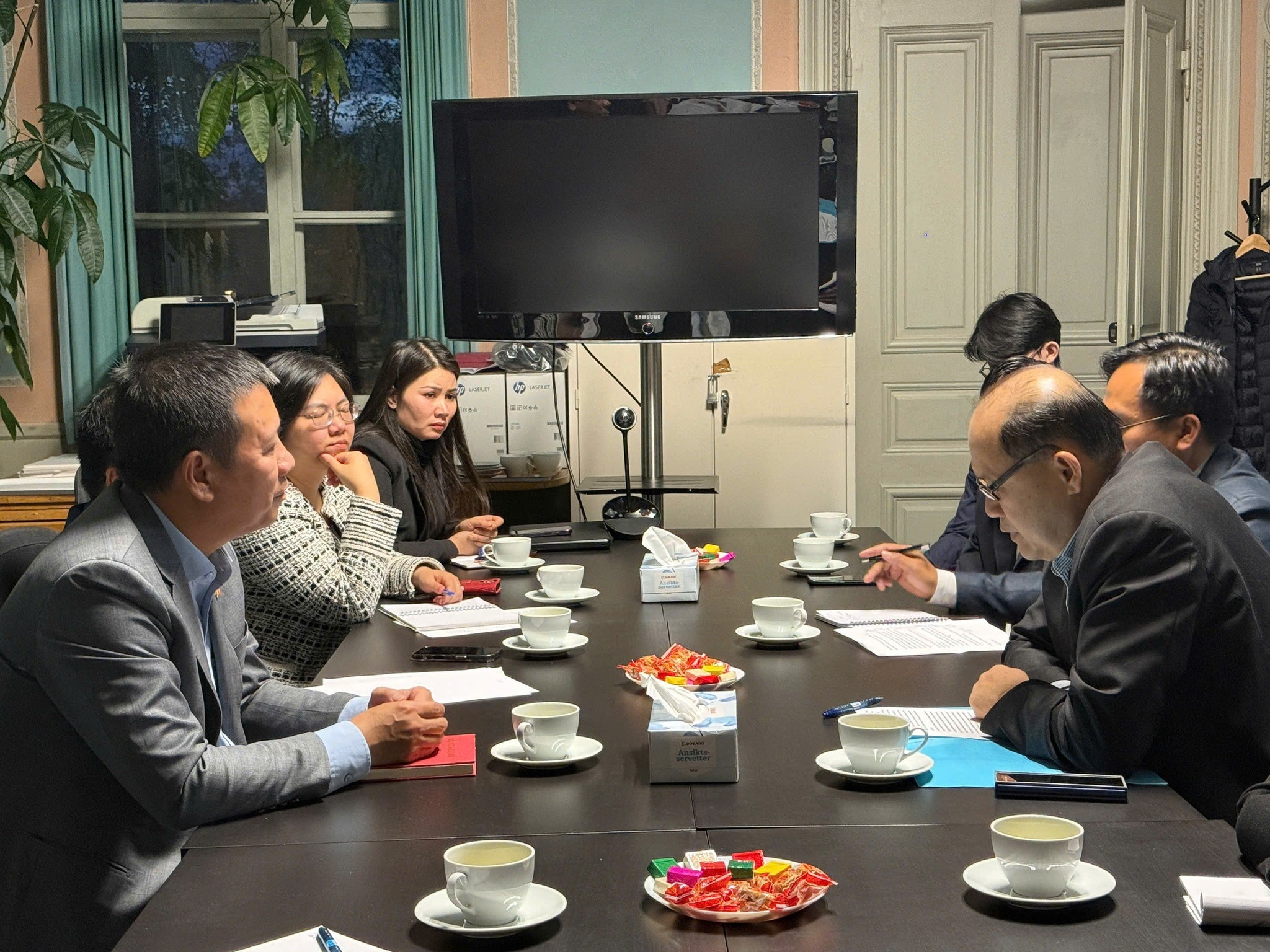 Thắm tình hữu nghị Việt - Lào tại Thụy Điển