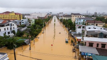 Hỗ trợ khẩn cấp 350 tỷ đồng cho TP Huế, Quảng Trị, Quảng Ngãi khắc phục thiệt hại mưa lũ