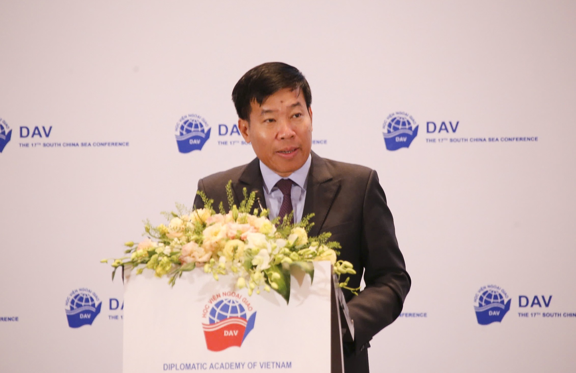 Cùng nhau vượt qua bất định vì một Biển Đông hòa bình, ổn định và thịnh vượng