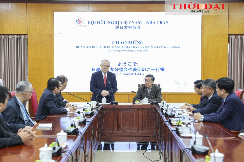 Hội hữu nghị Việt Nam - Nhật Bản tiếp đoàn đại biểu Hội hữu nghị Nhật Bản - Việt Nam vùng Kansai. (Ảnh: Đinh Hòa)