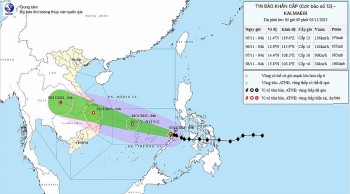 Thời tiết hôm nay (05/11): Bão số 13 vào Biển Đông, gió mạnh cấp 13, giật cấp 16