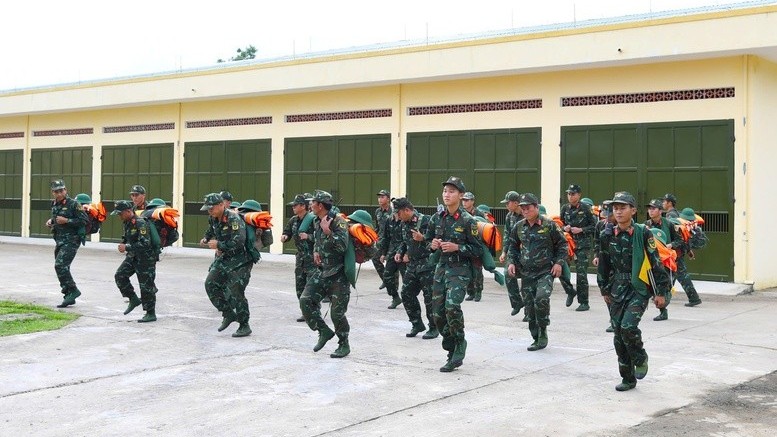 Ứng phó bão số 13: Di dời dân khỏi vùng nguy hiểm trước 19h ngày 06/11