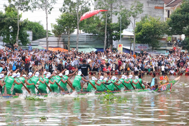 Sôi nổi, kịch tính, đậm đà bản sắc văn hóa Khmer Nam Bộ