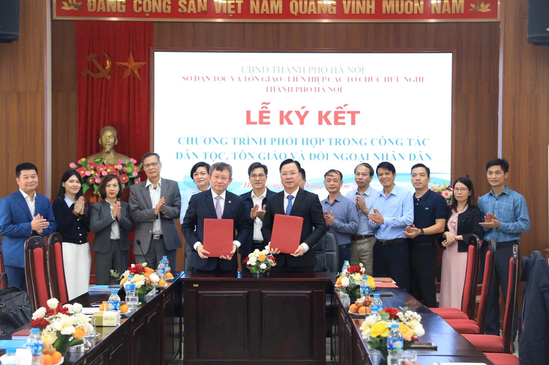 Phát huy sức mạnh đoàn kết trong công tác dân tộc, tôn giáo và đối ngoại nhân dân Thủ đô