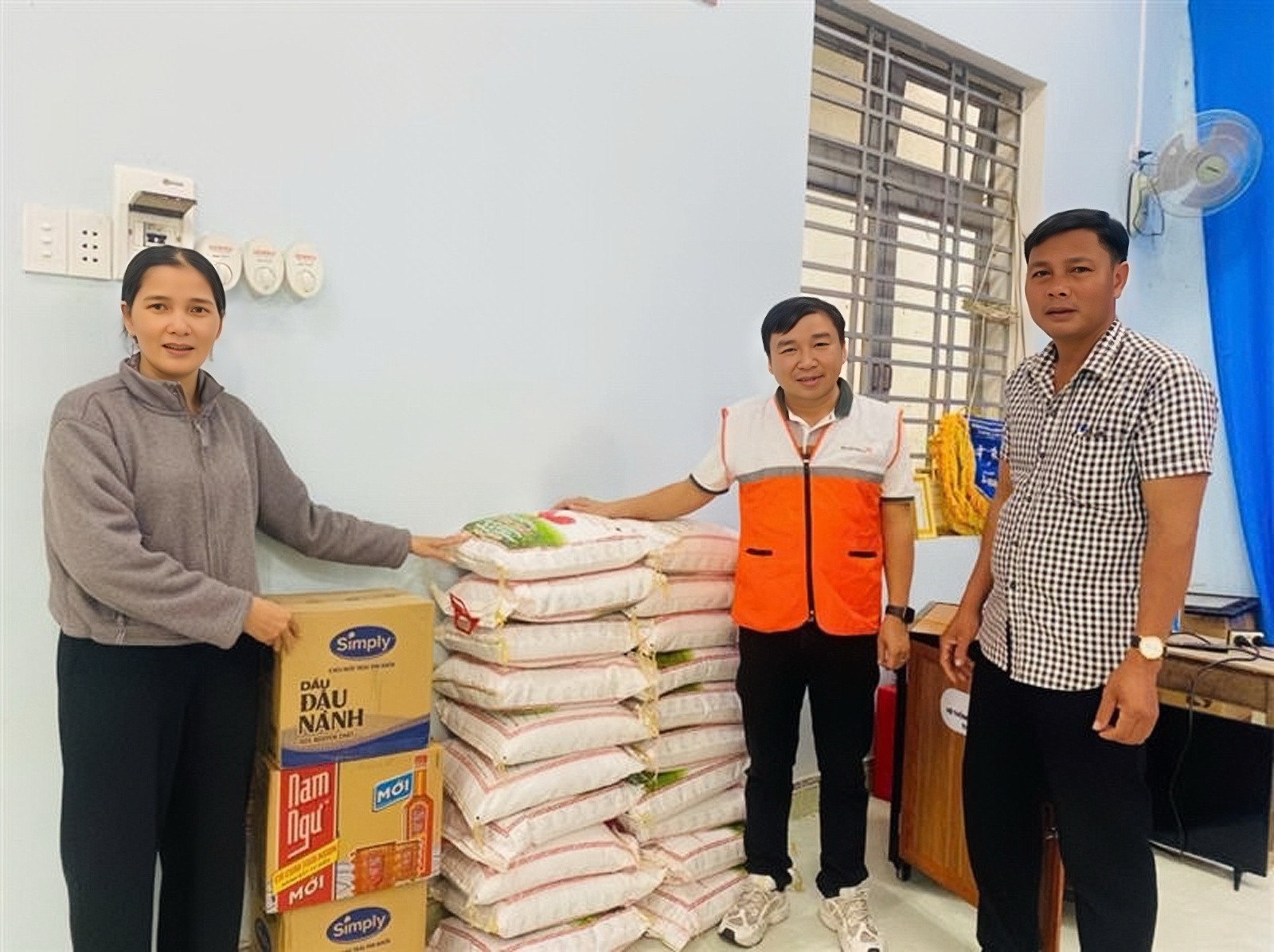 WVIV hỗ trợ 30.000 người dân bị ảnh hưởng bởi bão Kalmaegi và ngập lụt trên diện rộng WVIV hỗ trợ 30.000 người dân bị ảnh hưởng bởi bão Kalmaegi và ngập lụt trên diện rộng