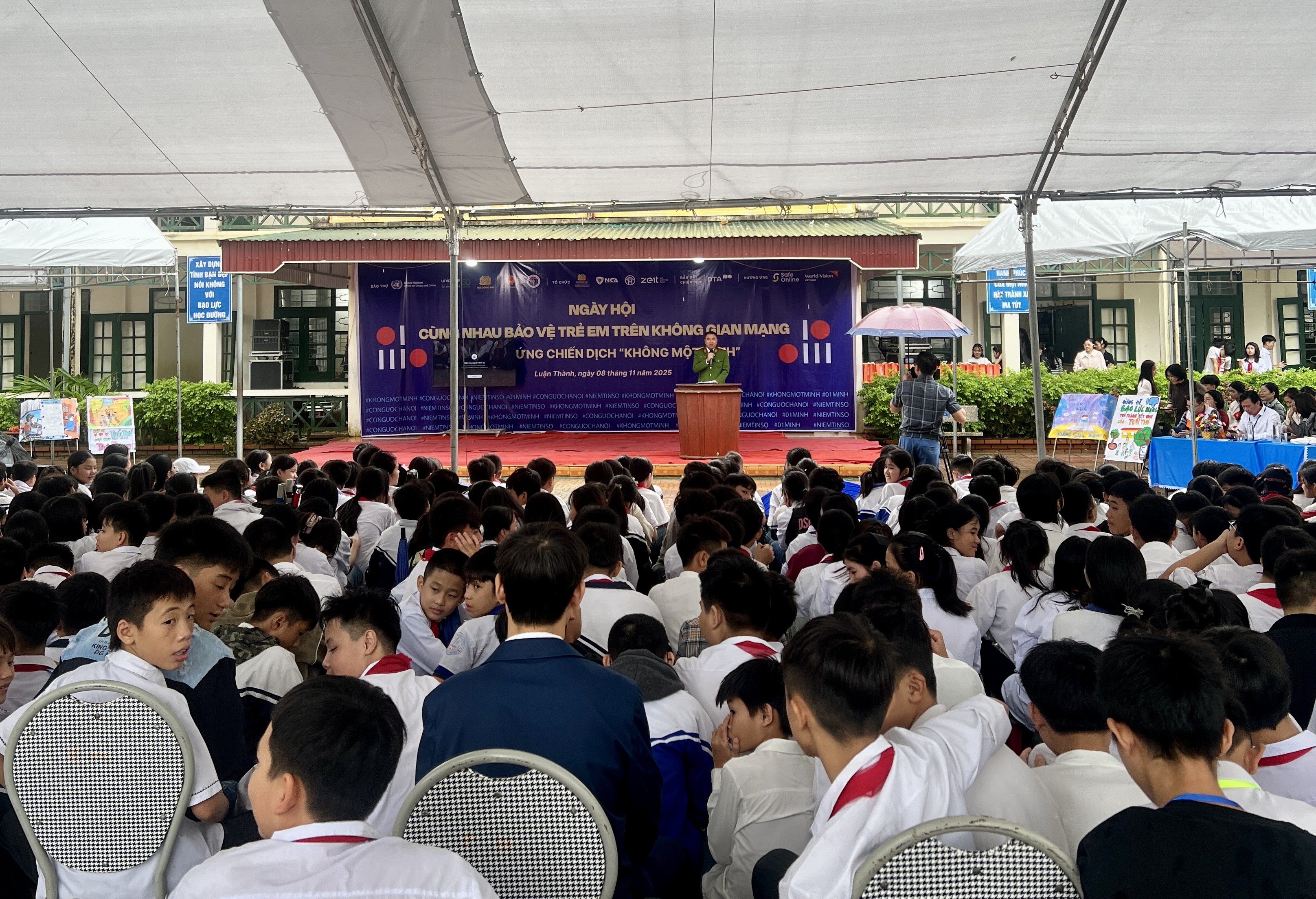 WVIV lan tỏa thông điệp “Không một mình” bảo vệ trẻ em trên không gian mạng WVIV lan tỏa thông điệp “Không một mình” bảo vệ trẻ em trên không gian mạng