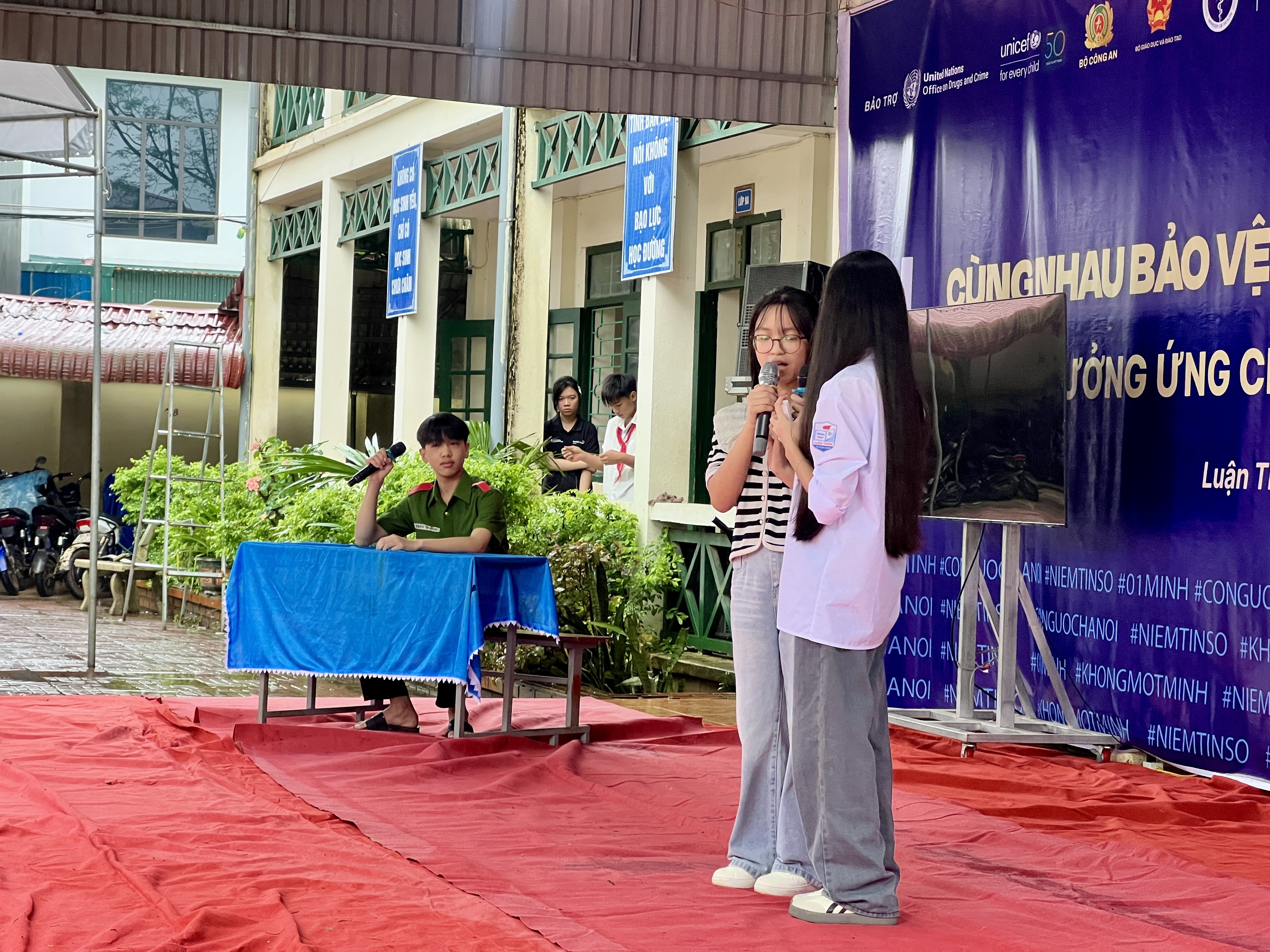 WVIV lan tỏa thông điệp “Không một mình” bảo vệ trẻ em trên không gian mạng WVIV lan tỏa thông điệp “Không một mình” bảo vệ trẻ em trên không gian mạng