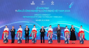 khai mac tuan le cong nghiep va cong nghe viet nam 2025 tai trung tam trien lam viet nam