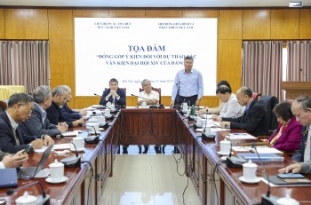 hoi dong hoa binh va phat trien viet nam dong gop du thao van kien dai hoi xiv cua dang