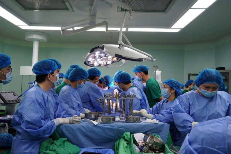 Lần đầu tiên tại Đồng bằng sông Cửu Long thực hiện ghép thận từ người hiến chết não Lần đầu tiên tại Đồng bằng sông Cửu Long thực hiện ghép thận từ người hiến chết não
