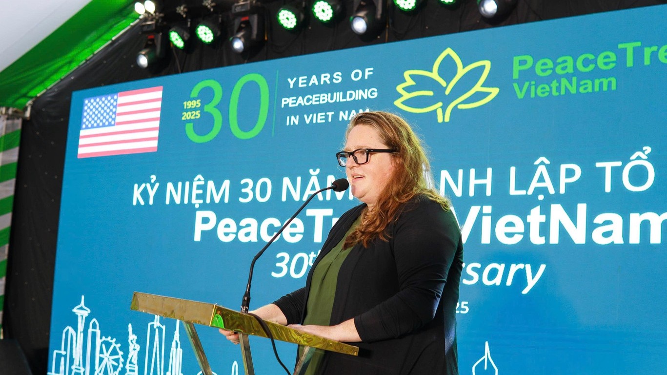 PeaceTrees Vietnam:  Góp phần hàn gắn vết thương chiến tranh, vun đắp tương lai phát triển