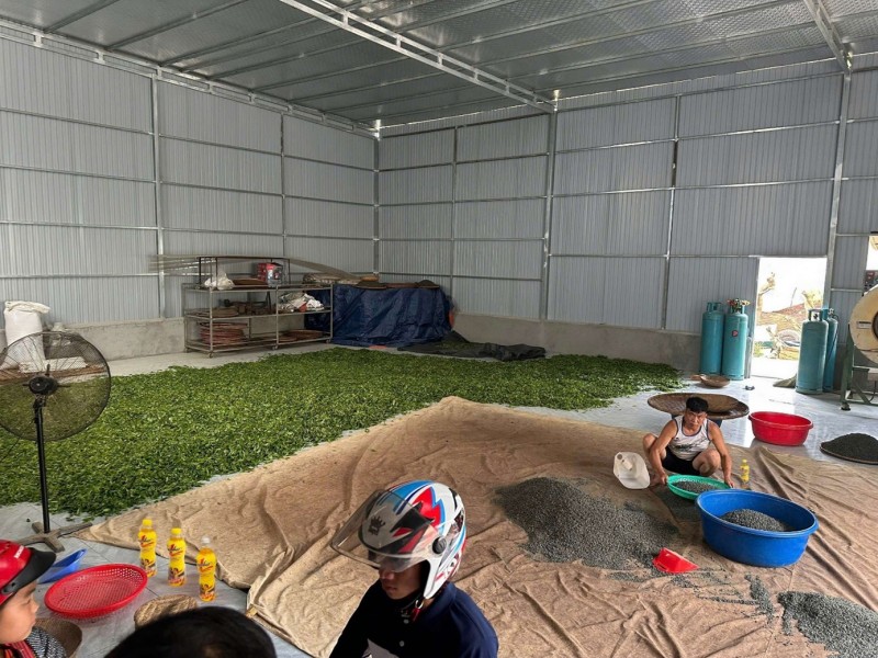 Number 1 luôn là người bạn đồng hành với Linh và thợ tại xưởng để tiếp năng lượng, bền đam mê, không ngừng bước tới chinh phục ước mơ. (Ảnh:NVCC).