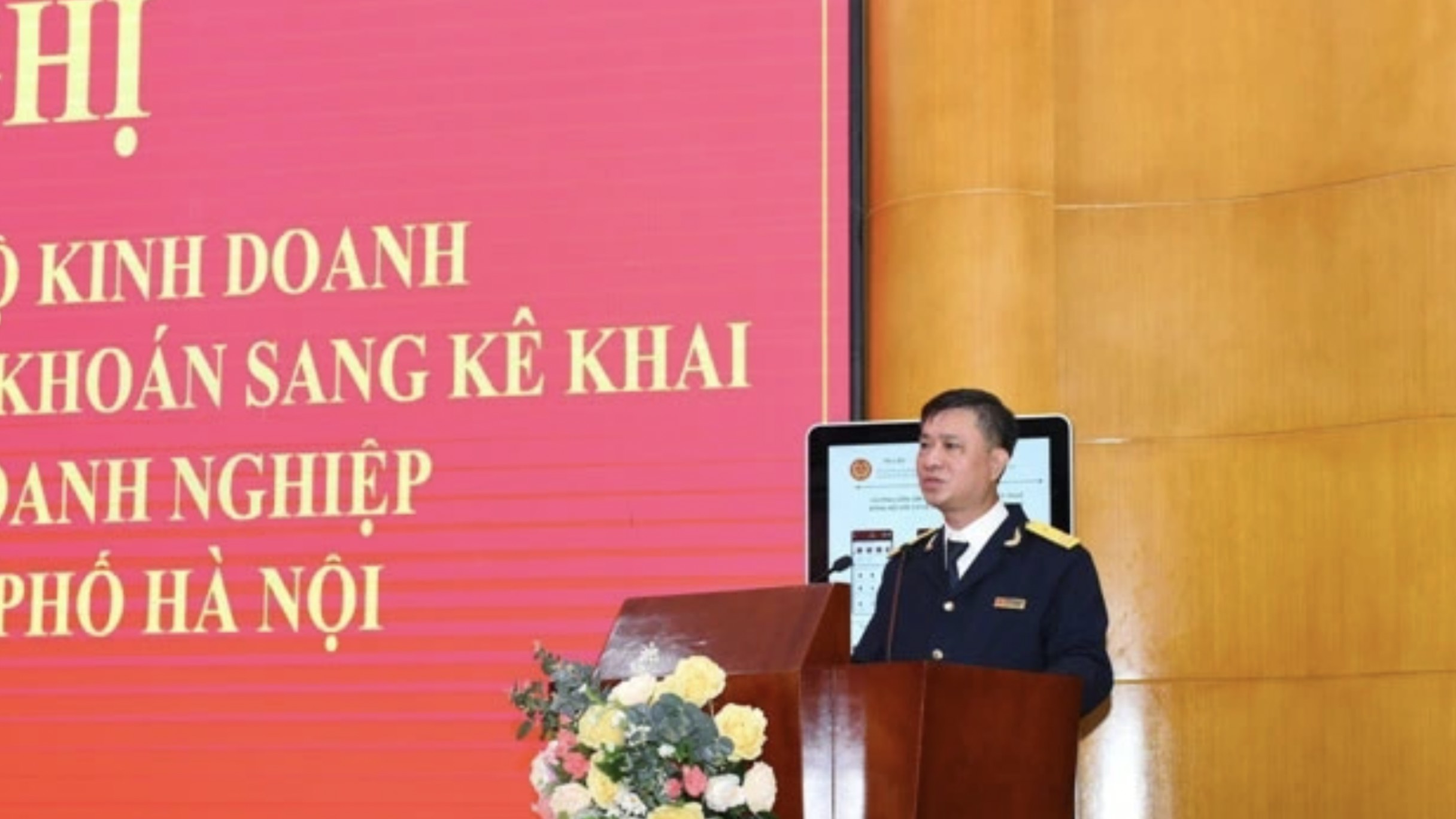 thue tp ha noi dong hanh thuc day ho kinh doanh chuyen doi so va phat trien