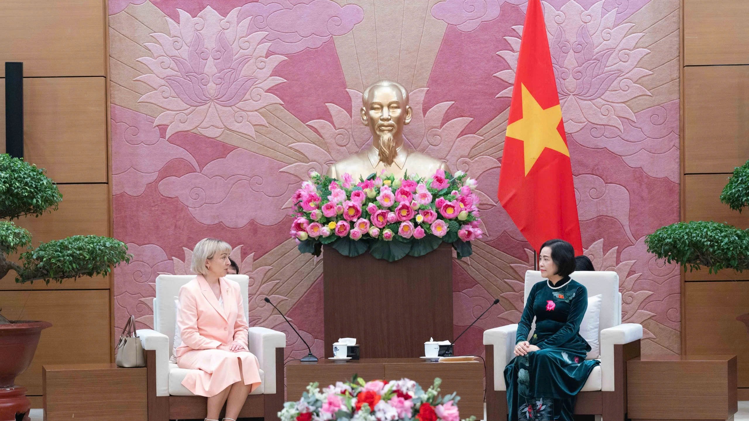 Phụ nữ Việt Nam - Belarus tăng cường kết nối vì hòa bình, văn hóa và quyền bình đẳng