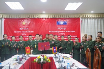 ky ket bien ban phoi hop bao ve bien gioi giua quang tri va savannakhet