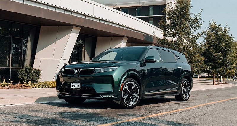 VinFast VF 9 - Chiếc xe định nghĩa lại sự sang trọng với xe 4 bánh VinFast VF 9 - Chiếc xe định nghĩa lại sự sang trọng với xe 4 bánh