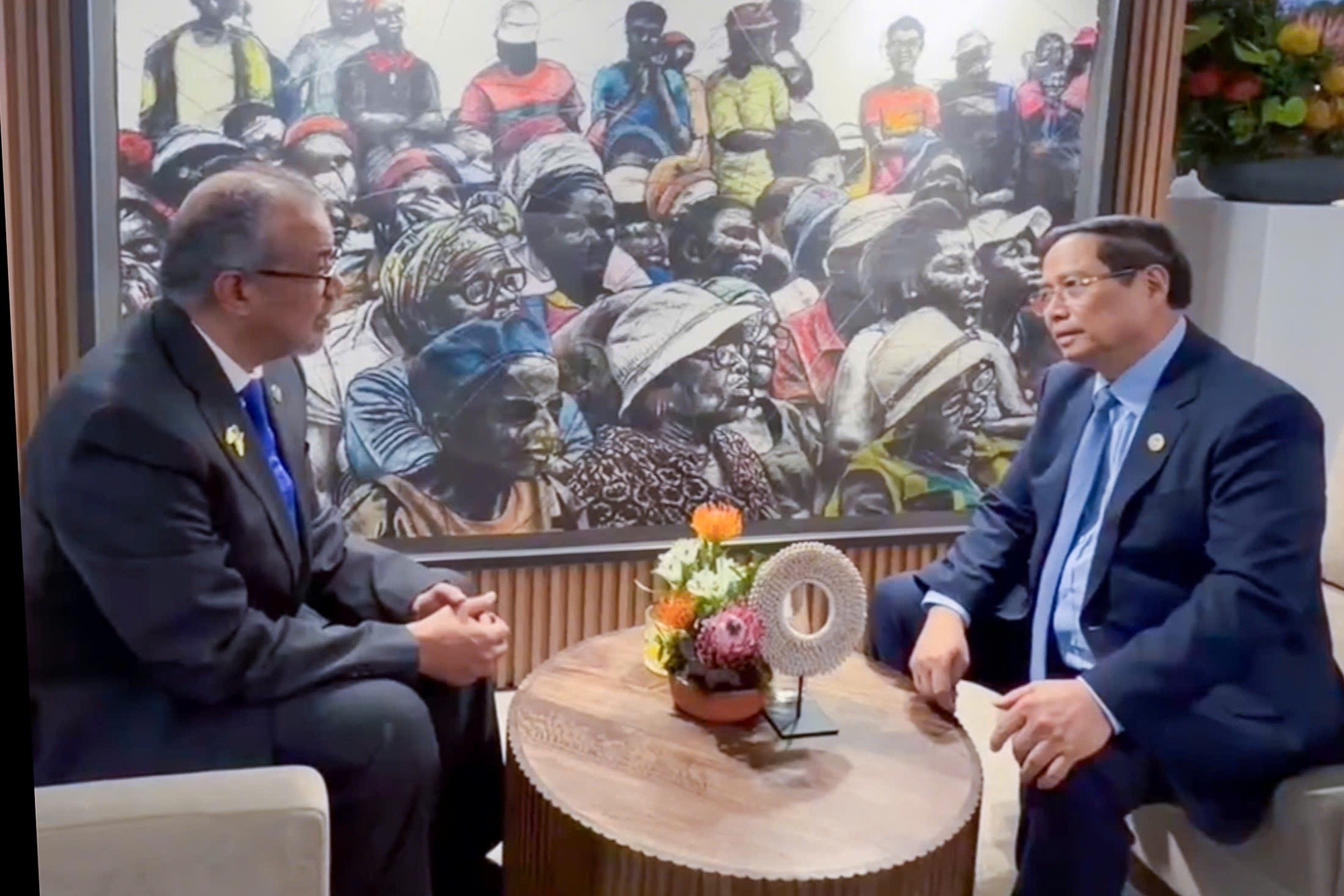 Thủ tướng đề nghị WHO hỗ trợ phòng ngừa dịch bệnh sau bão lũ lịch sử Thủ tướng đề nghị WHO hỗ trợ phòng ngừa dịch bệnh sau bão lũ lịch sử