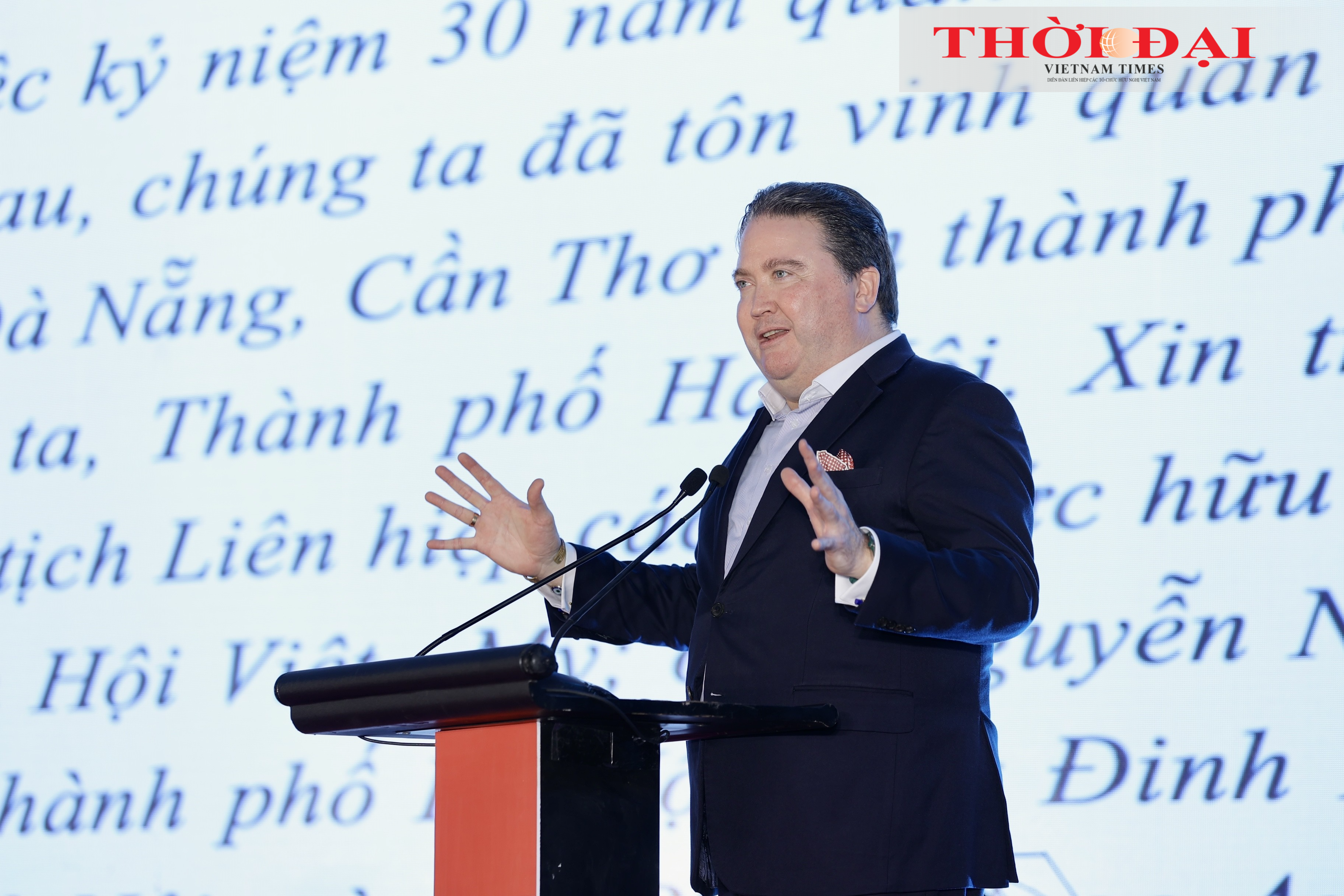 Giao lưu hữu nghị Việt Nam - Hoa Kỳ: Tăng cường hiểu biết, củng cố lòng tin giữa nhân dân hai nước Giao lưu hữu nghị Việt Nam - Hoa Kỳ: Tăng cường hiểu biết, củng cố lòng tin giữa nhân dân hai nước