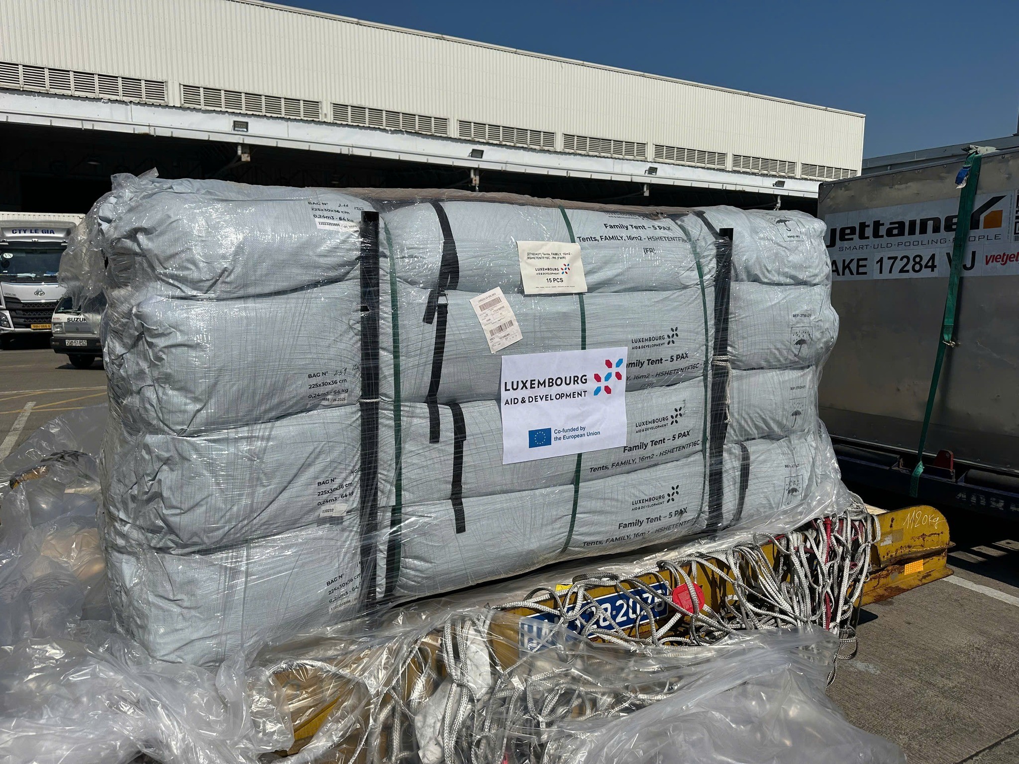 lô hàng cứu trợ khẩn cấp do Liên minh Châu Âu (EU) viện trợ, lô hàng cứu trợ khẩn cấp do Liên minh Châu Âu (EU) viện trợ,