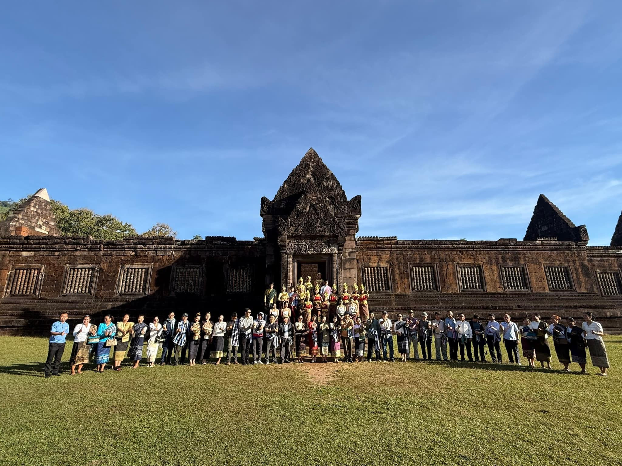 Quảng bá vẻ đẹp của đất nước Lào tại Việt Nam Quảng bá vẻ đẹp của đất nước Lào tại Việt Nam