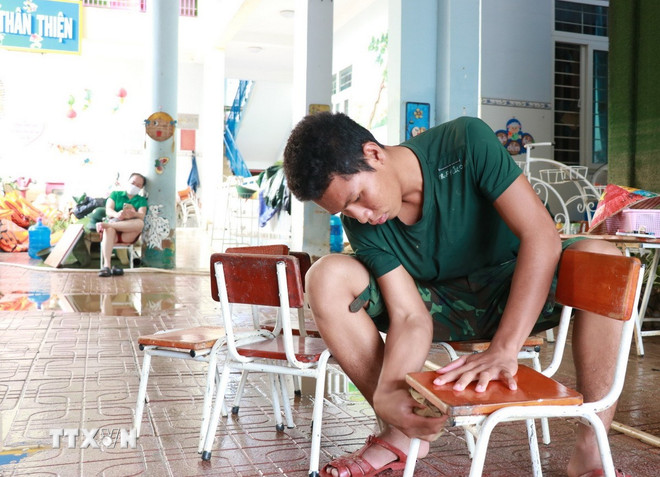 Nghị quyết của Chính phủ về giải pháp khắc phục hậu quả thiên tai ở miền Trung Nghị quyết của Chính phủ về giải pháp khắc phục hậu quả thiên tai ở miền Trung