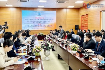 co hoi hop tac ve giao duc giua dai hoc ha long va cac truong dai hoc trung quoc