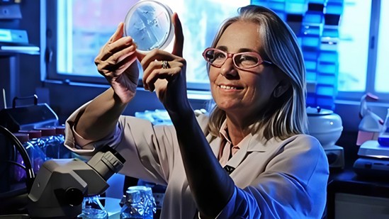 cuoc hen cua cac tri tue dan dat y hoc tuong lai tai tuan le khoa hoc cong nghe vinfuture 2025