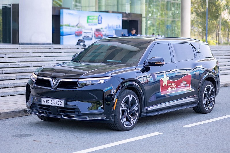 Mang xe đi phượt, leo đèo, chủ xe VinFast VF 9 nhận định: “Vọt như siêu xe, không mẫu xe xăng nào đọ được” Mang xe đi phượt, leo đèo, chủ xe VinFast VF 9 nhận định: “Vọt như siêu xe, không mẫu xe xăng nào đọ được”