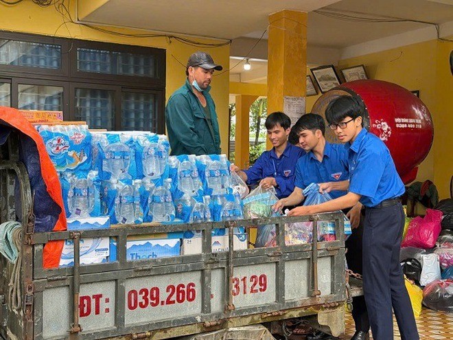 Đâu cần thanh niên có, đâu khó có thanh niên - Khát vọng tuổi trẻ qua những mùa gian khó Đâu cần thanh niên có, đâu khó có thanh niên - Khát vọng tuổi trẻ qua những mùa gian khó