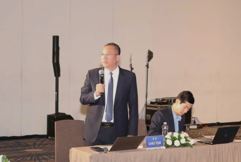 Tổng giám đốc EVNGENCO1 Lê Hải Đăng điều hành phiên làm việc với vai trò Chủ tọa Phân ban Nguồn điện tại Hội nghị KHCN Điện lực 2025 Tổng giám đốc EVNGENCO1 Lê Hải Đăng điều hành phiên làm việc với vai trò Chủ tọa Phân ban Nguồn điện tại Hội nghị KHCN Điện lực 2025