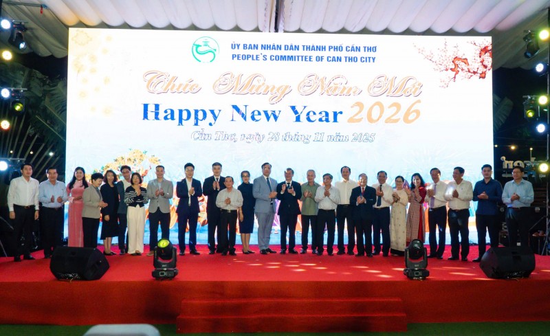 Cần Thơ tổ chức họp mặt mừng năm mới 2026 với bạn bè và đối tác quốc tế Cần Thơ tổ chức họp mặt mừng năm mới 2026 với bạn bè và đối tác quốc tế
