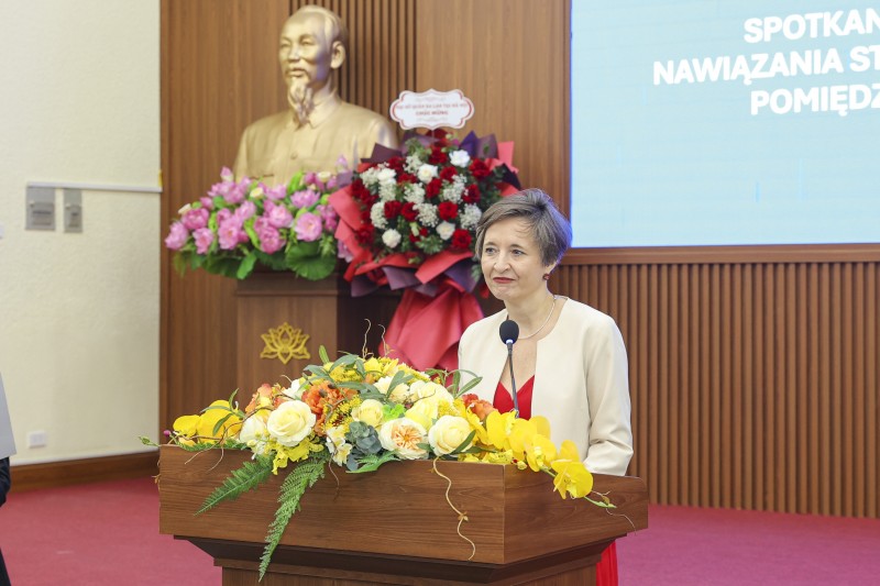 bà Joanna Skoczek, Trưởng Phái đoàn Đại sứ quán Ba Lan tại Việt Nam bà Joanna Skoczek, Trưởng Phái đoàn Đại sứ quán Ba Lan tại Việt Nam