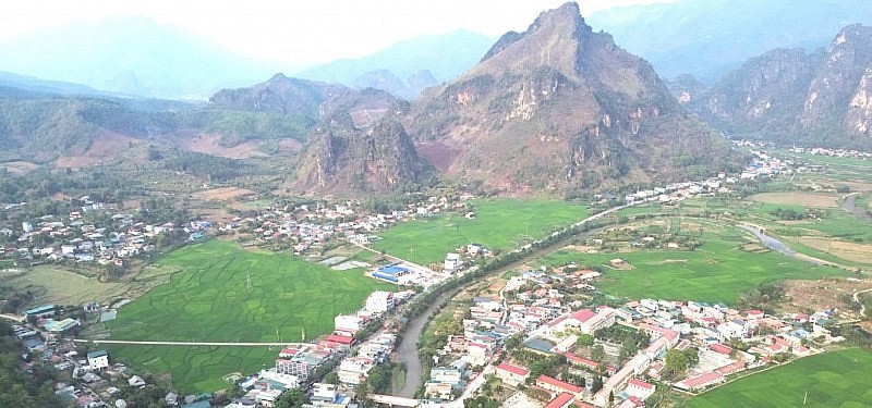 Phát huy giá trị già làng, trưởng bản và người có uy tín ở xã Búng Lao Phát huy giá trị già làng, trưởng bản và người có uy tín ở xã Búng Lao