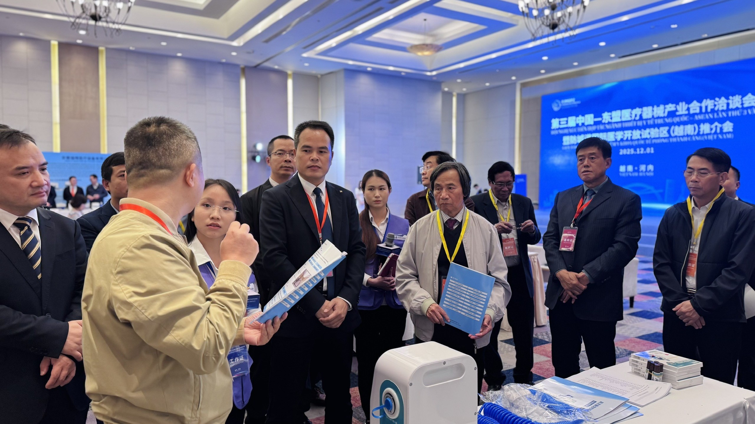 Tăng cường hợp tác y tế và kết nối giao thương Việt Nam - Trung Quốc