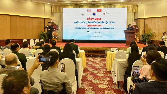 Chung tay vì xã hội không rào cản cho người khuyết tật