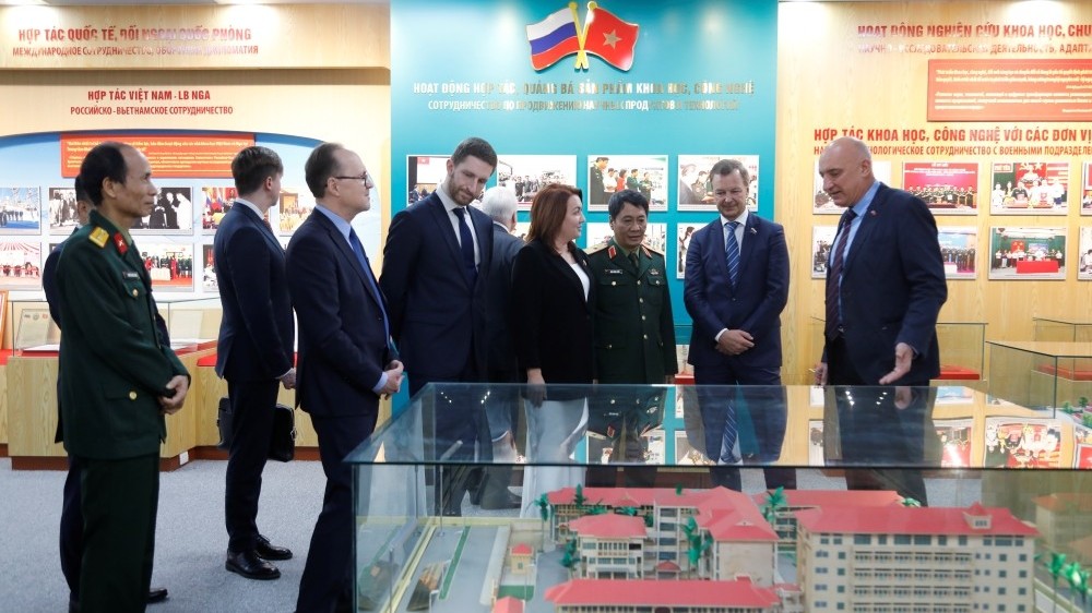 Việt - Nga: ưu tiên hợp tác nghiên cứu khoa học
