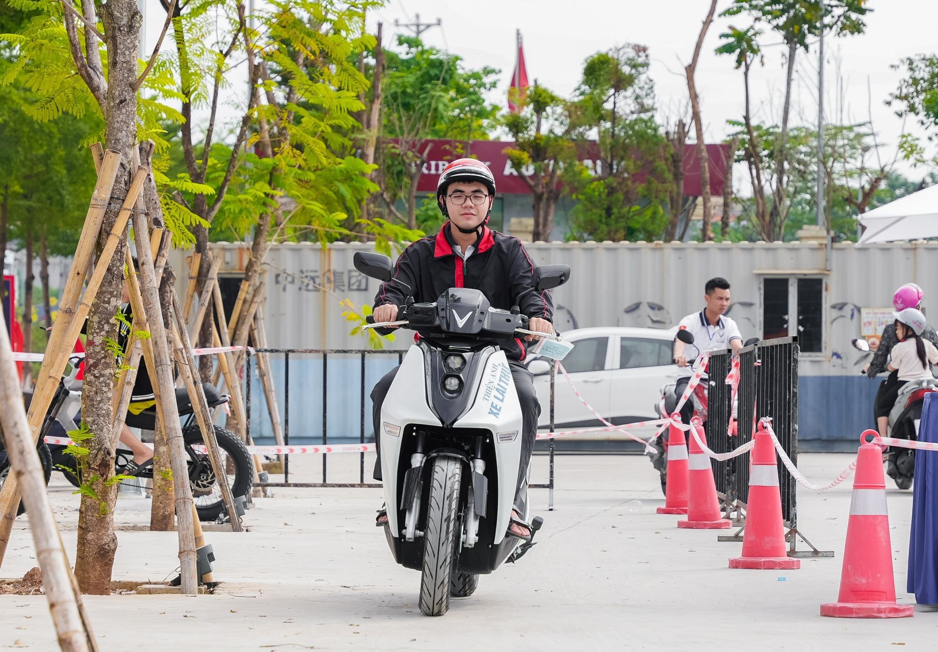 Giải mã cú bứt phá doanh số của VinFast trên thị trường xe máy điện Giải mã cú bứt phá doanh số của VinFast trên thị trường xe máy điện