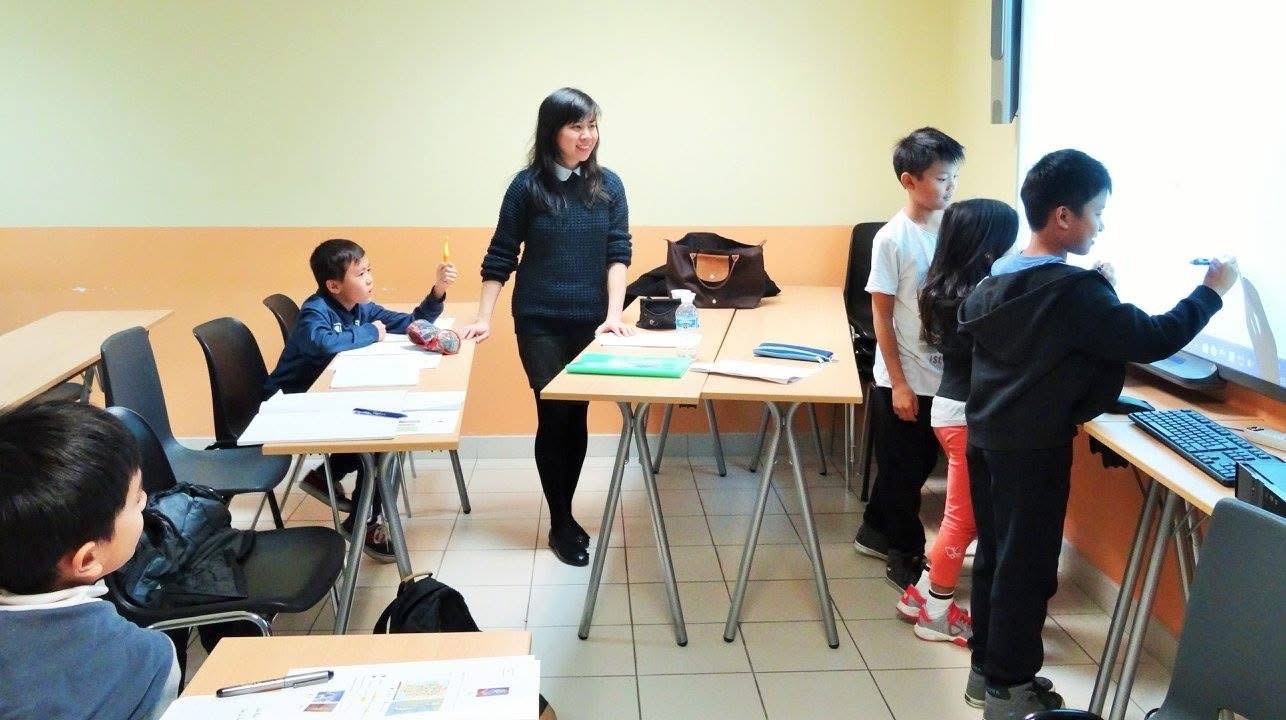 Tiến sĩ Hoàng Thị Hồng Hà: Sứ giả tiếng Việt từ Paris Tiến sĩ Hoàng Thị Hồng Hà: Sứ giả tiếng Việt từ Paris