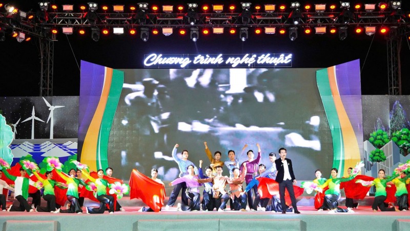 Cà Mau kỷ niệm 85 năm Khởi nghĩa Hòn Khoai và Ngày truyền thống cách mạng Cà Mau kỷ niệm 85 năm Khởi nghĩa Hòn Khoai và Ngày truyền thống cách mạng